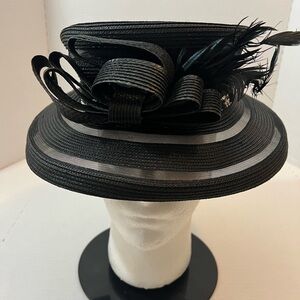 Elegant Black Women's Hat with Ribbon and Feather Details